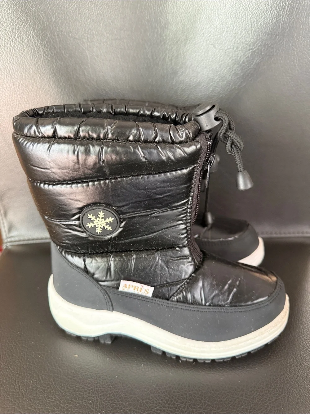 Après Estelle Boot by LAMO Kids Black Winter Snow Boots